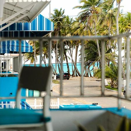 Oceanview Apartment Steps To The Beach Luquillo Exteriör bild